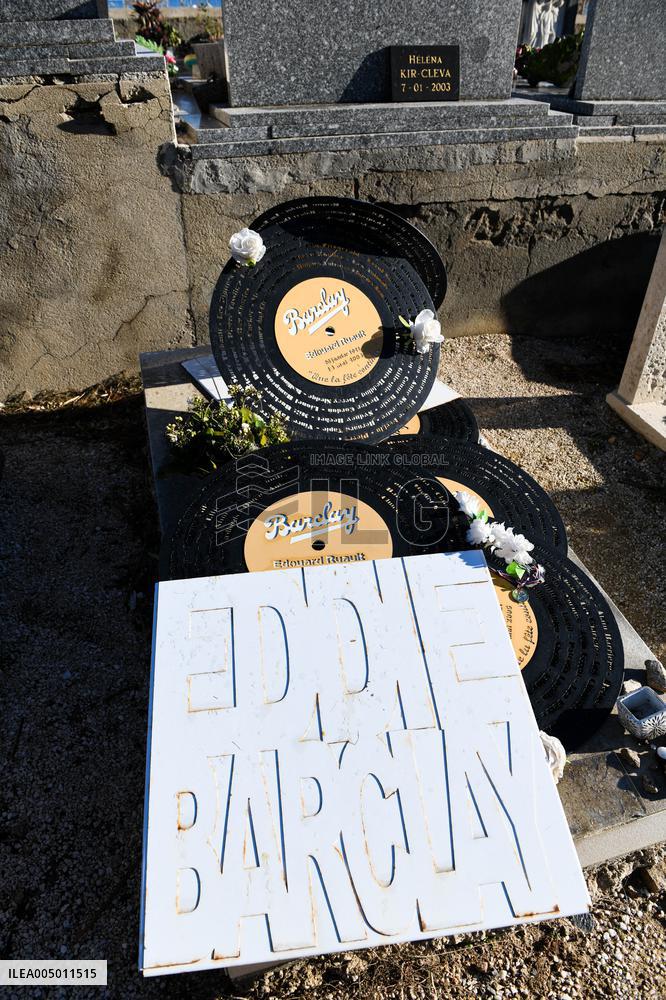 Eddie Barclay Grave Illustration - Saint Tropez