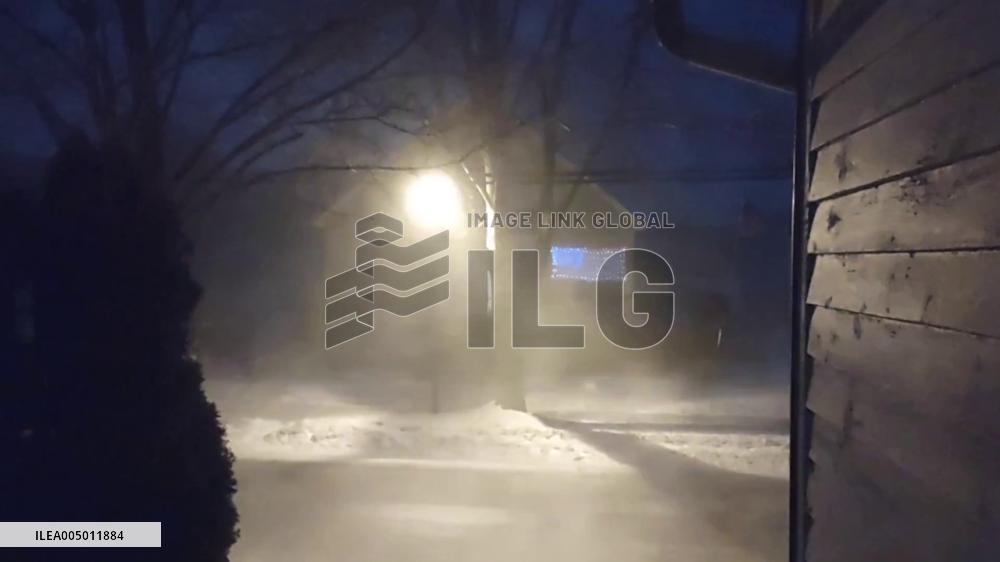 US: Bomb Cyclone Batters Midwest and Northeast, Millions Under Weather Warnings 4