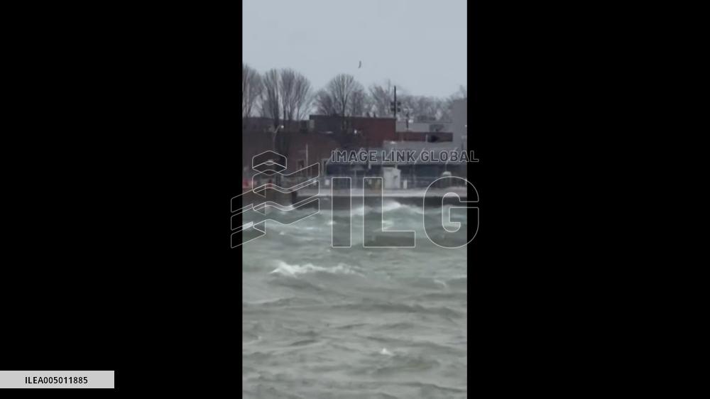 Canada: Blizzard Conditions in Ontario as Winter Storms Continue 2