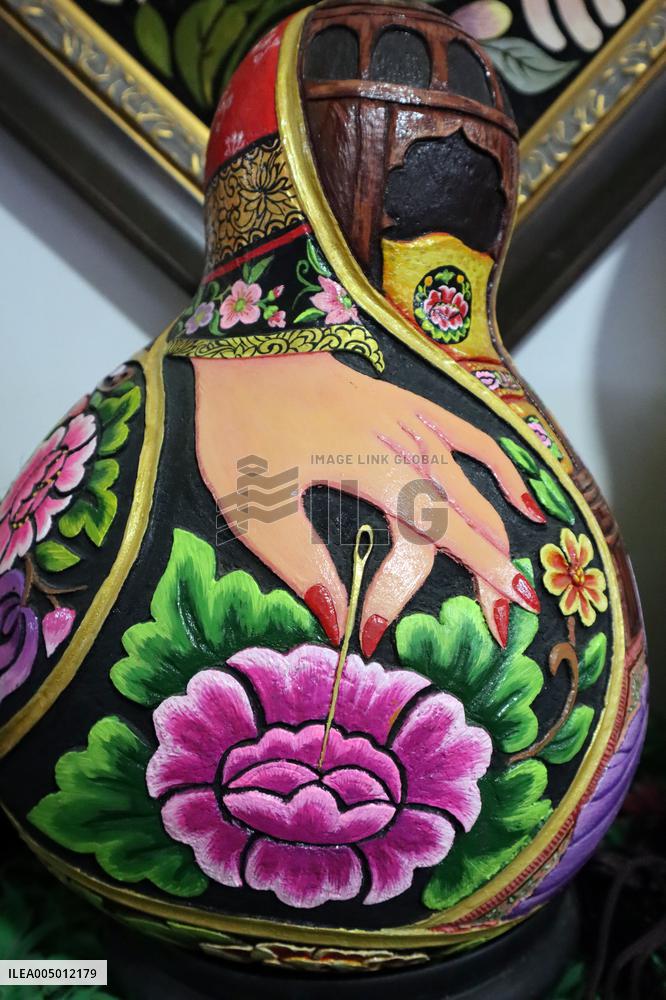 Gourd Painting