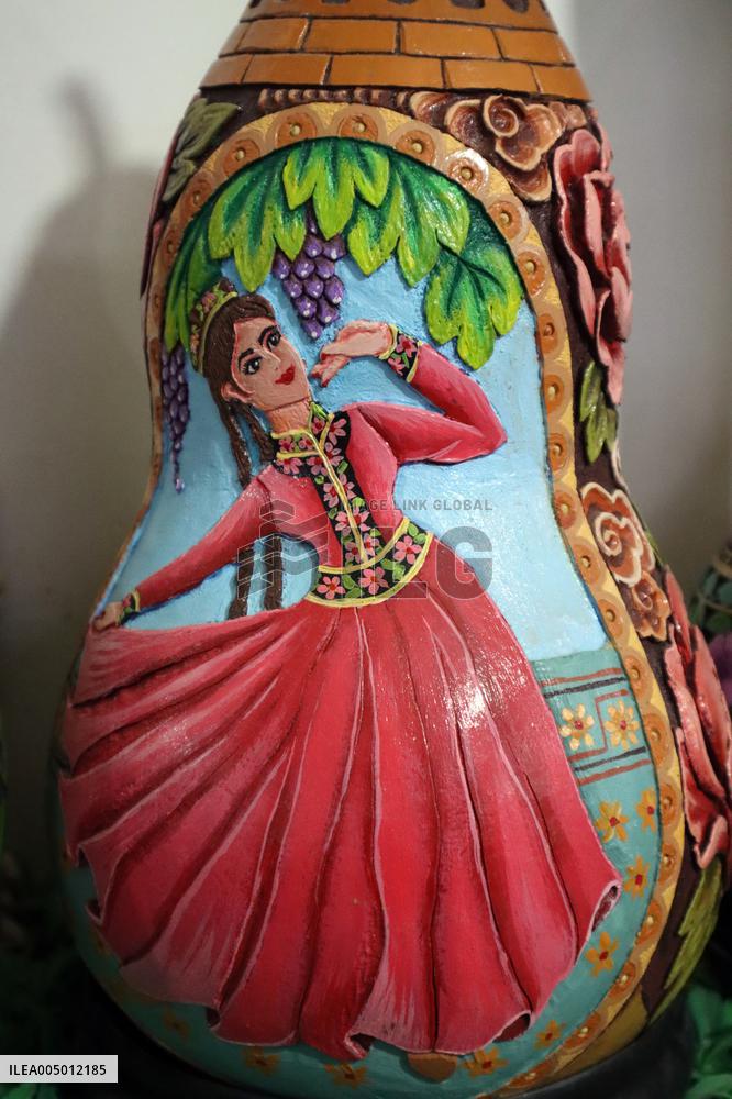 Gourd Painting