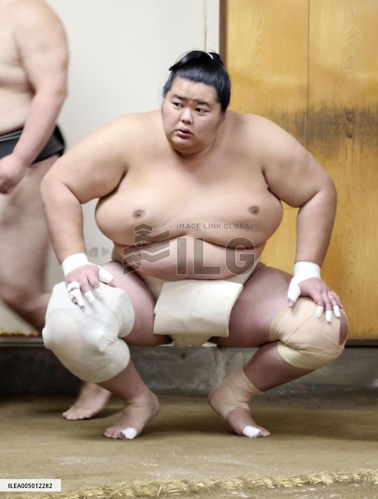 New Year Grand Sumo Tournament