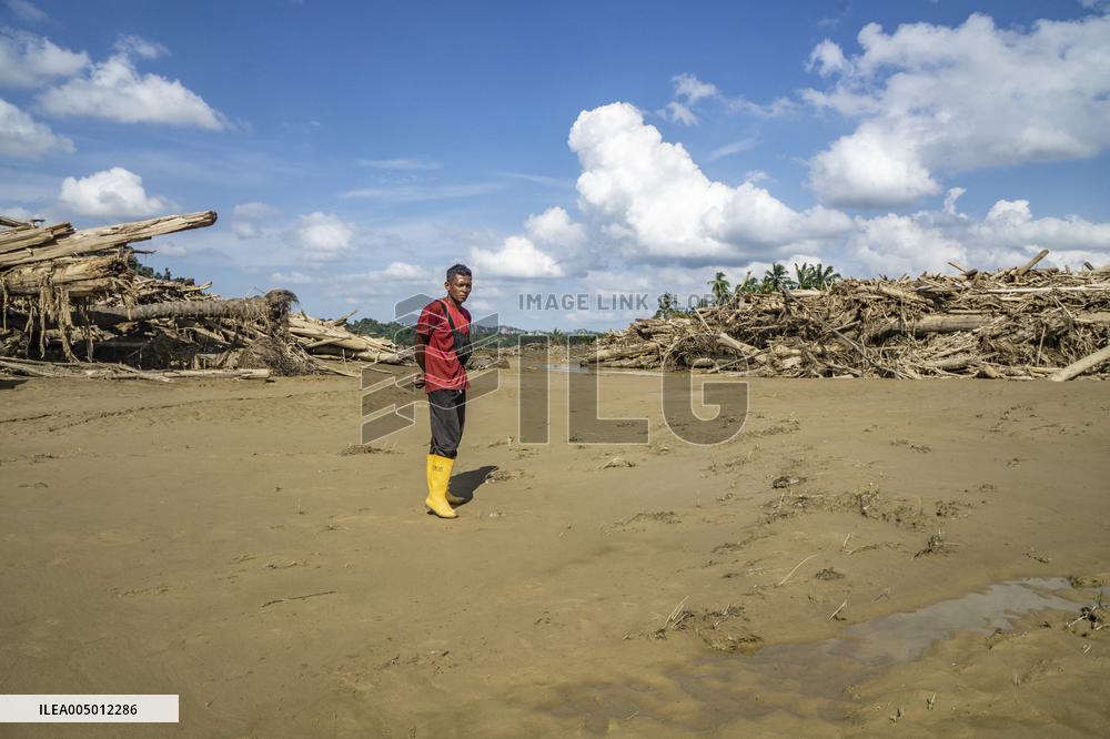 Ecological Disaster Strikes Pengidam Village - Indonesia