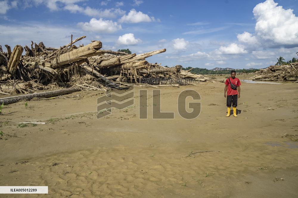 Ecological Disaster Strikes Pengidam Village - Indonesia