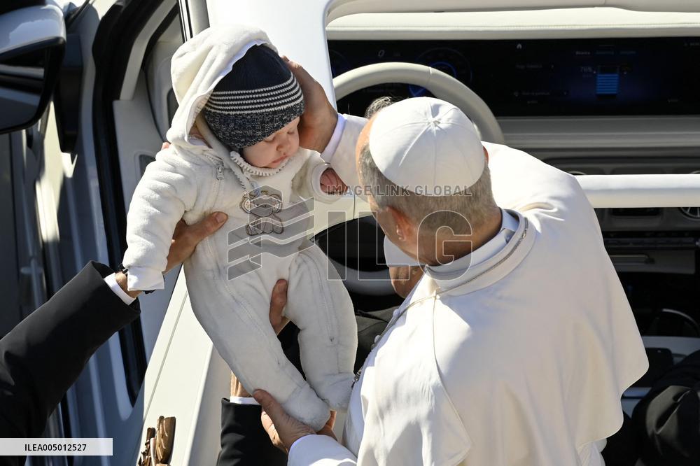 Pope Leo XIV Leads The General Audience - Vatican