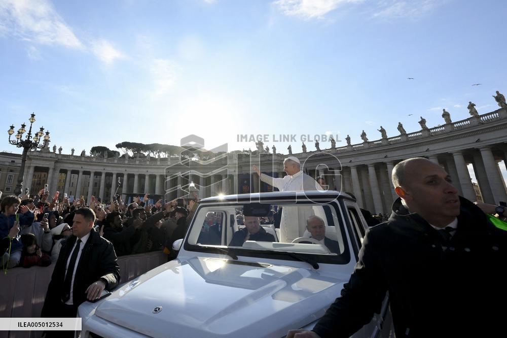 Pope Leo XIV Leads The General Audience - Vatican