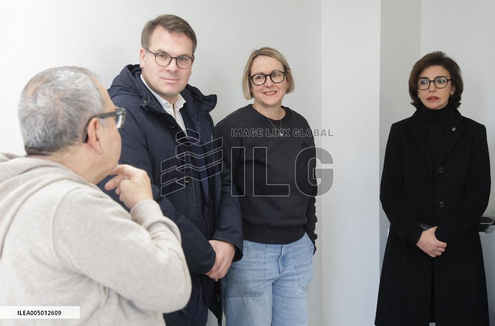 Exclu - Rachida Dati Visits the Emmaus Berthier Center - Paris