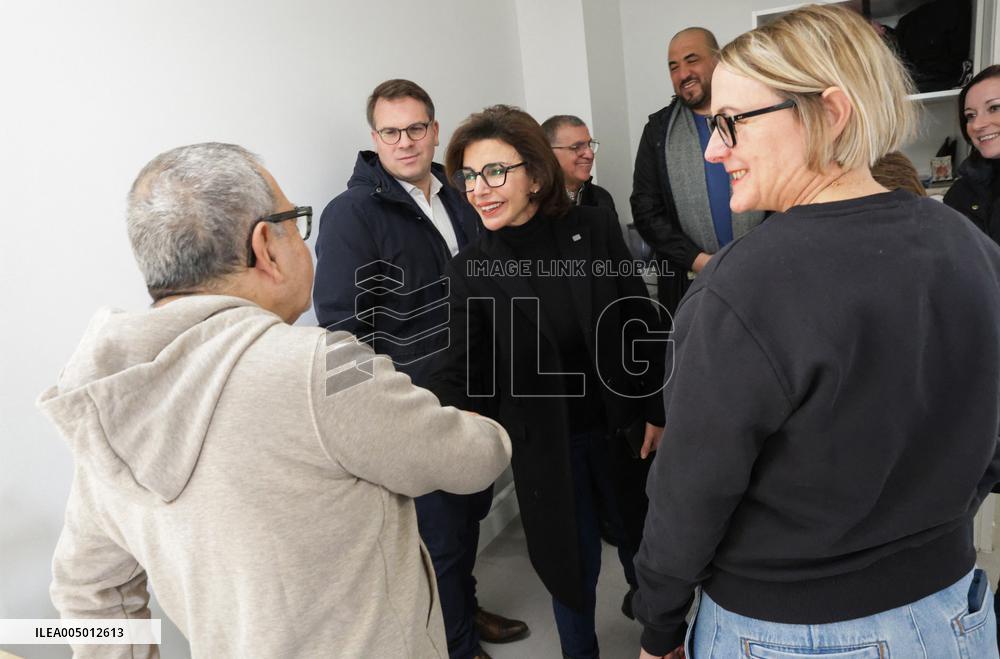 Exclu - Rachida Dati Visits the Emmaus Berthier Center - Paris