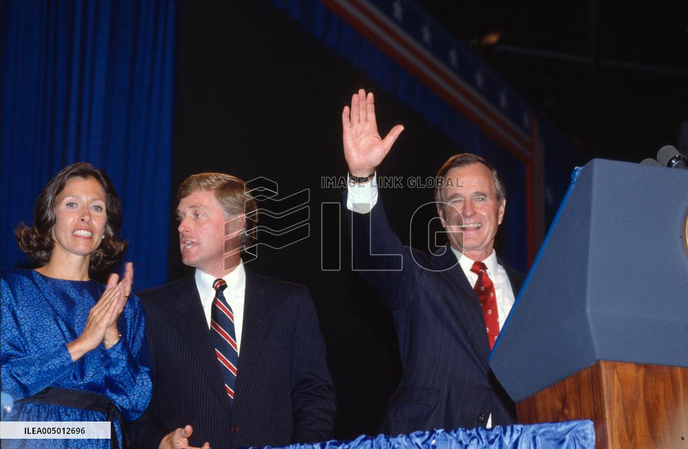 Bush and Quayle Attend a GOP Fund Raiser in New Orleans