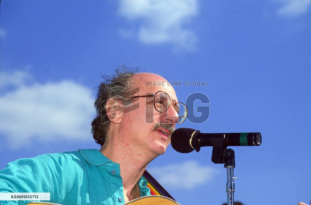 ‘Housing Now!’ March in Washington, DC