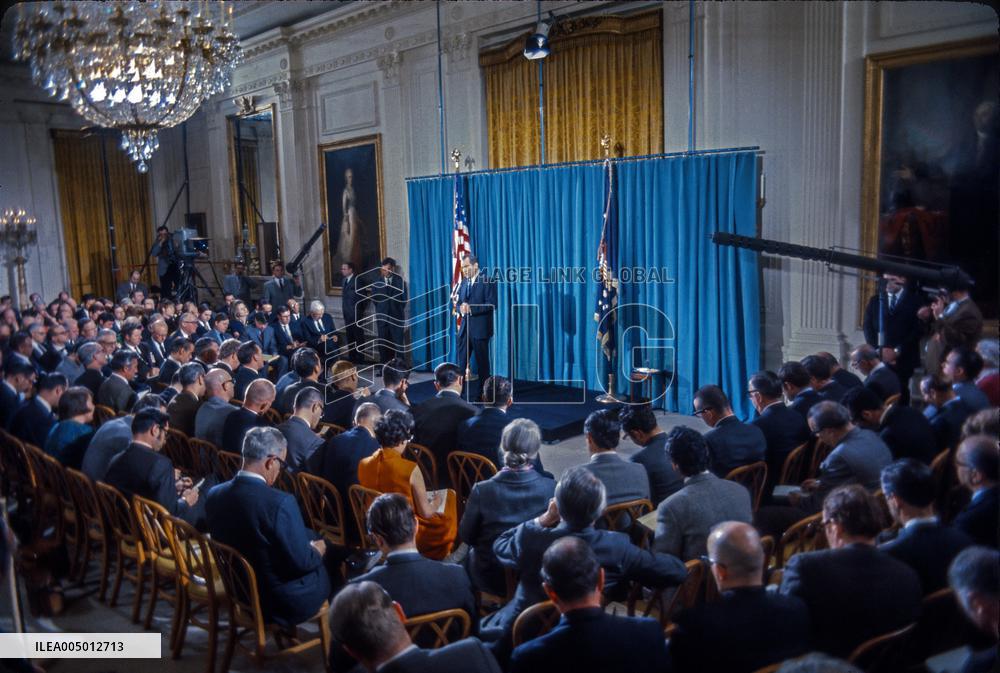 Nixon Press Conference