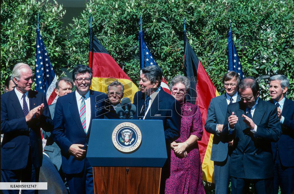 Reagan Signs Proclamation 5719 Honoring German-American Day 1987