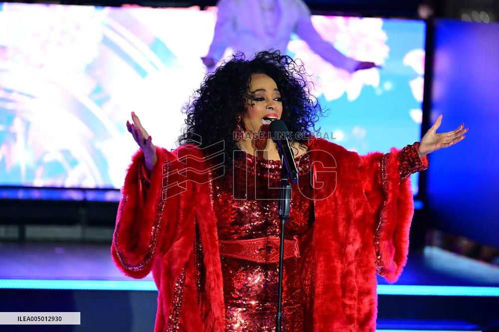 2025 New Years Eve in Times Square