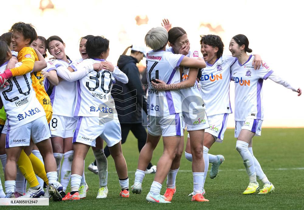 Football: Empress's Cup