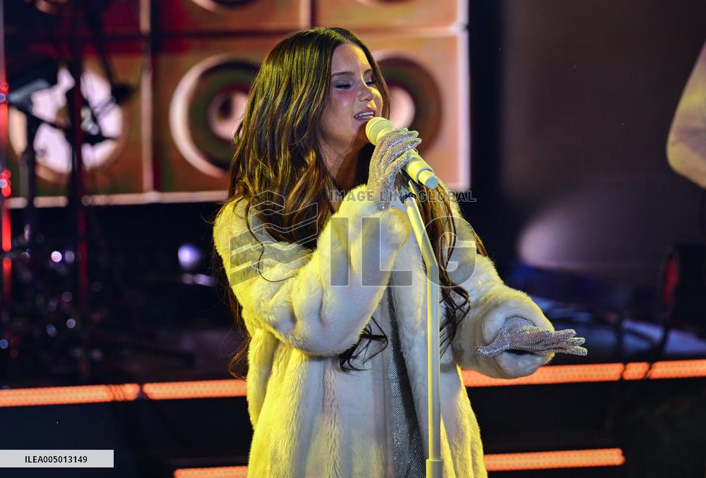 2025 New Years Eve in Times Square