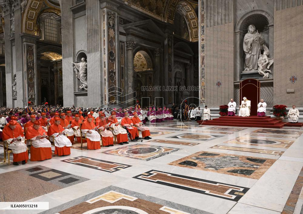Pope Leo XIV Leads Final Celebration of 2025 - Vatican