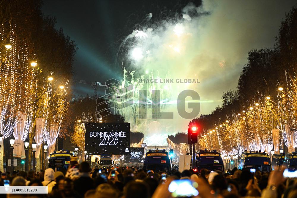 New Year Celebrations in France - Paris