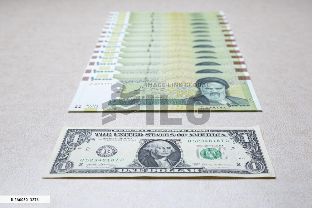 Illustration - Iranian Rial vs US Dollar A Currency in Crisis