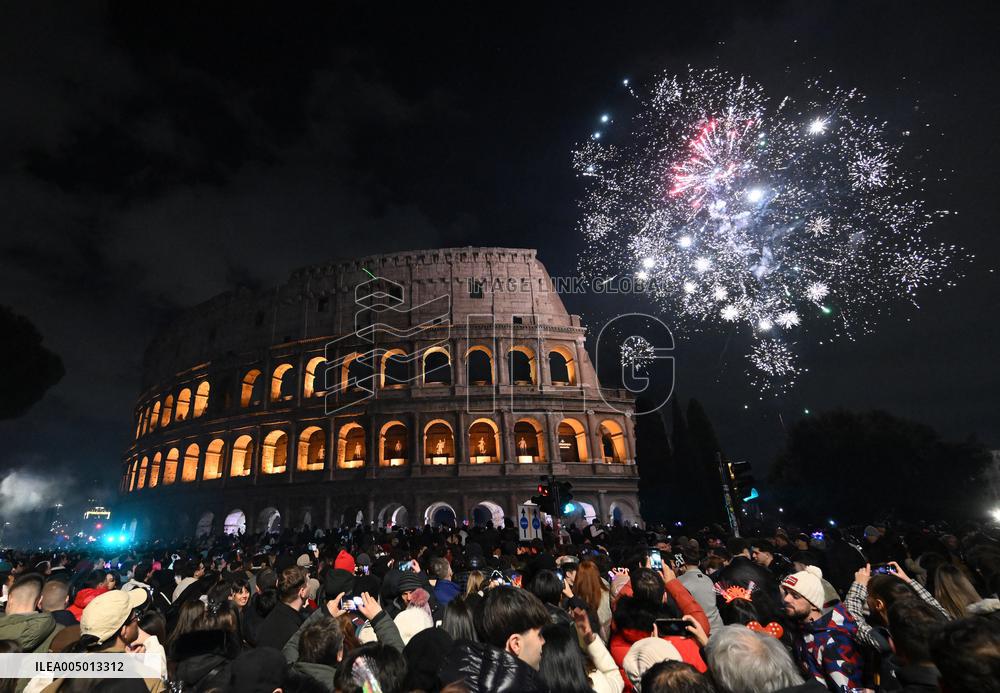 New Year Celebrations In Italy - Rome