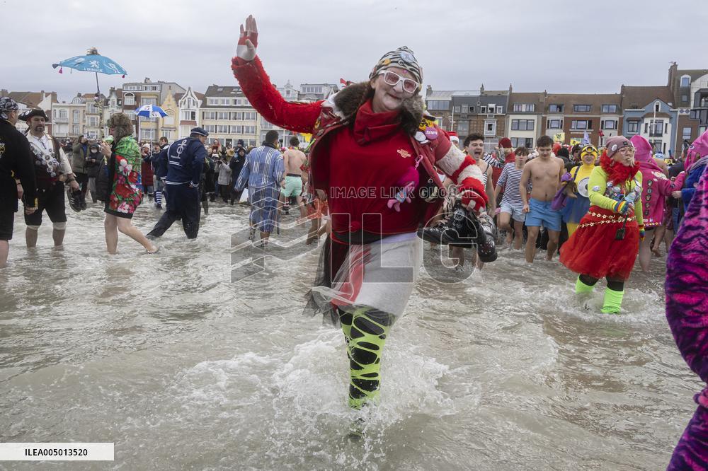 Bain des Givres At New Years Day Swim - Dunkirk
