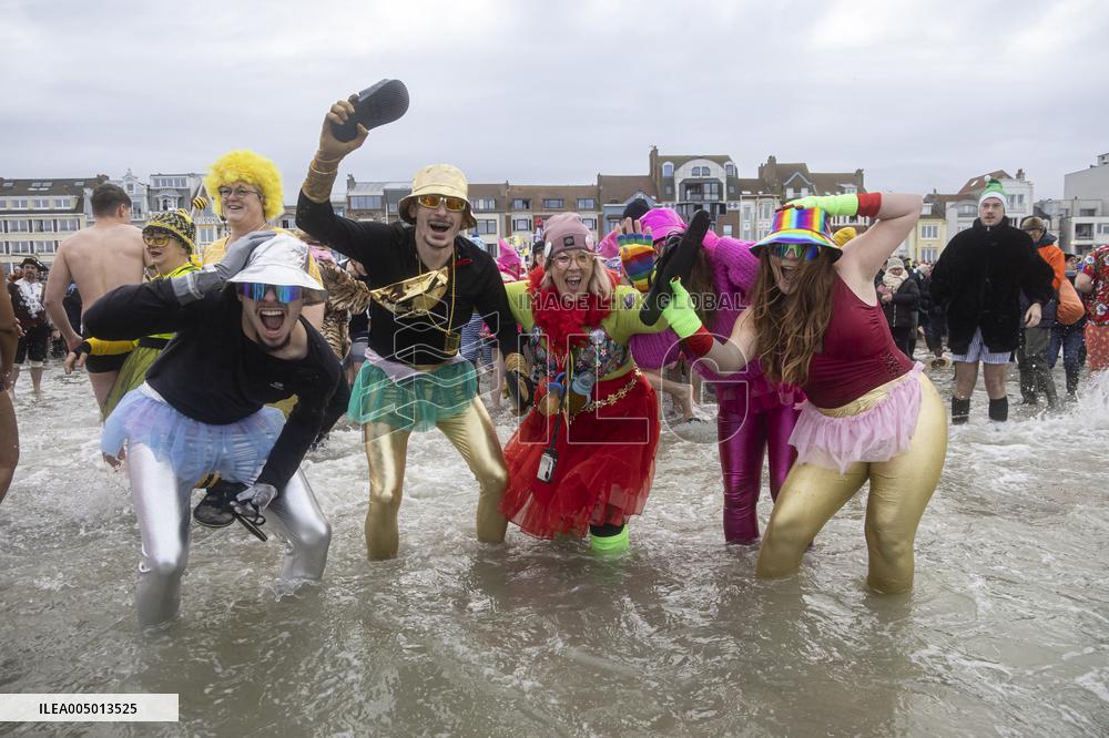 Bain des Givres At New Years Day Swim - Dunkirk