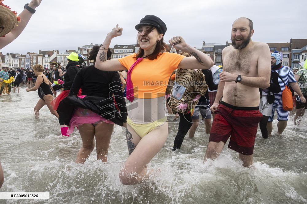 Bain des Givres At New Years Day Swim - Dunkirk