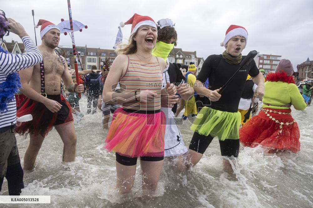 Bain des Givres At New Years Day Swim - Dunkirk