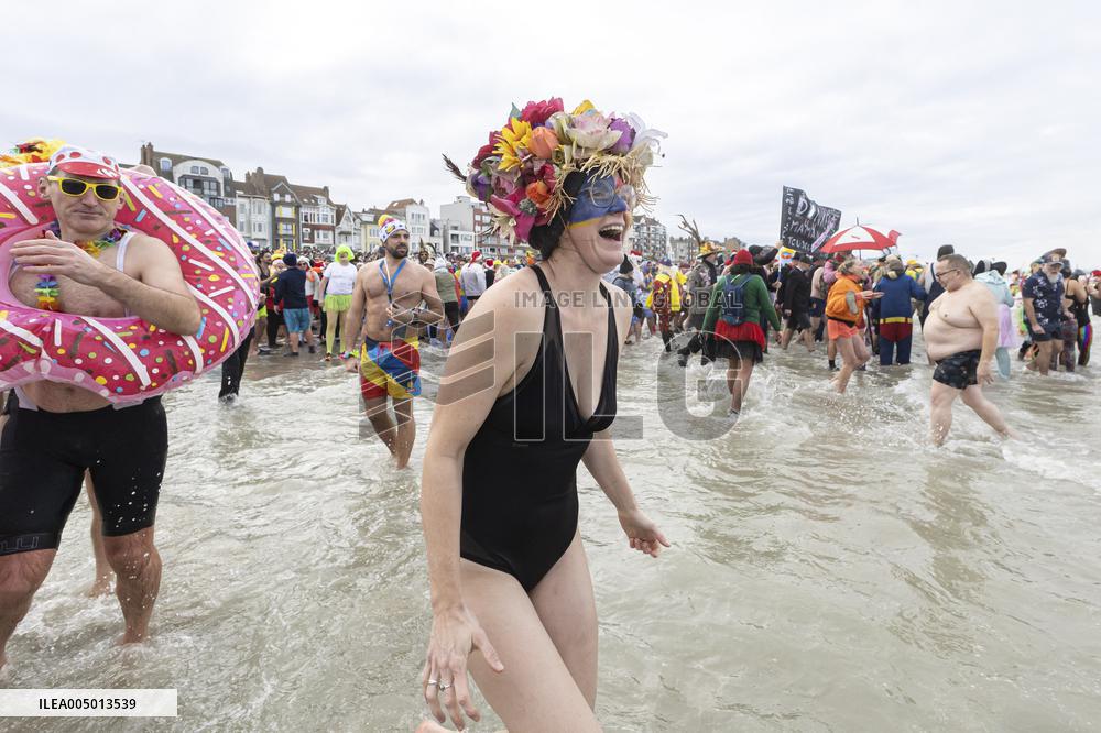 Bain des Givres At New Years Day Swim - Dunkirk