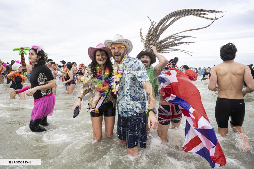 Bain des Givres At New Years Day Swim - Dunkirk