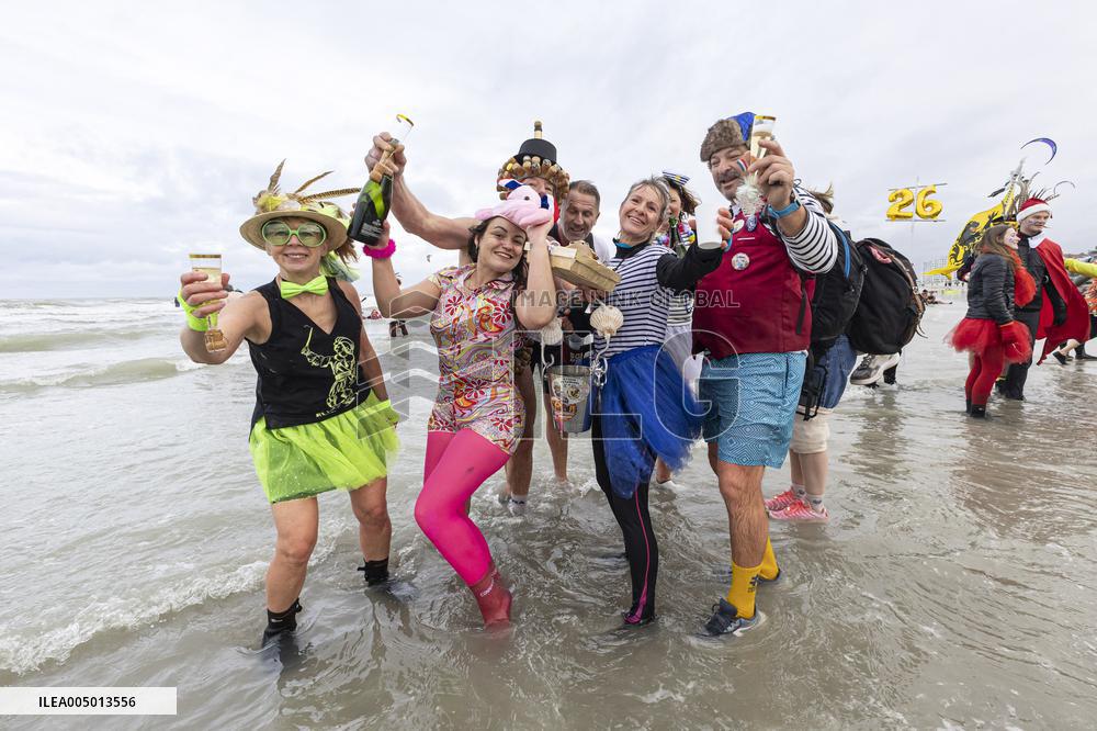 Bain des Givres At New Years Day Swim - Dunkirk