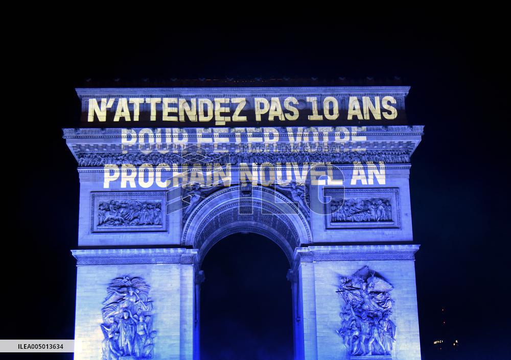 Paris Road Safety Tribute At Arc de Triomphe - Paris