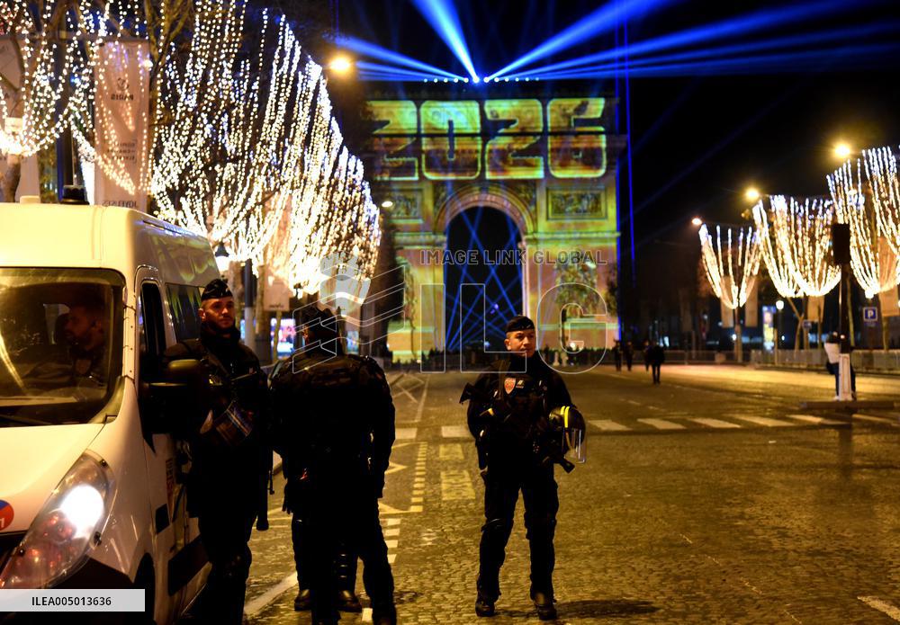Security Measures At Arc de Triomphe New Year Show - Paris
