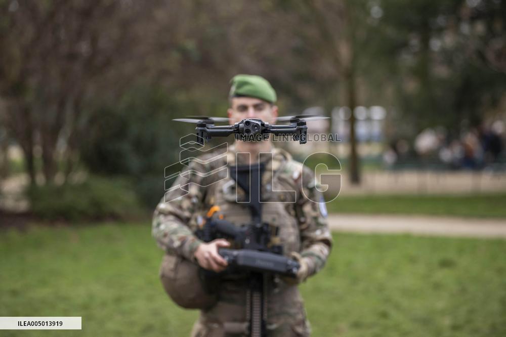 French army drone pilot - Paris
