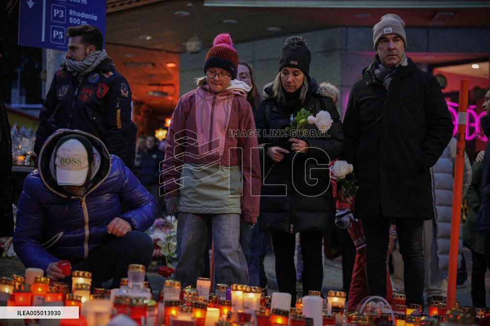 Around 40 Dead After Bar Fire In Crans-Montana - Switzerland