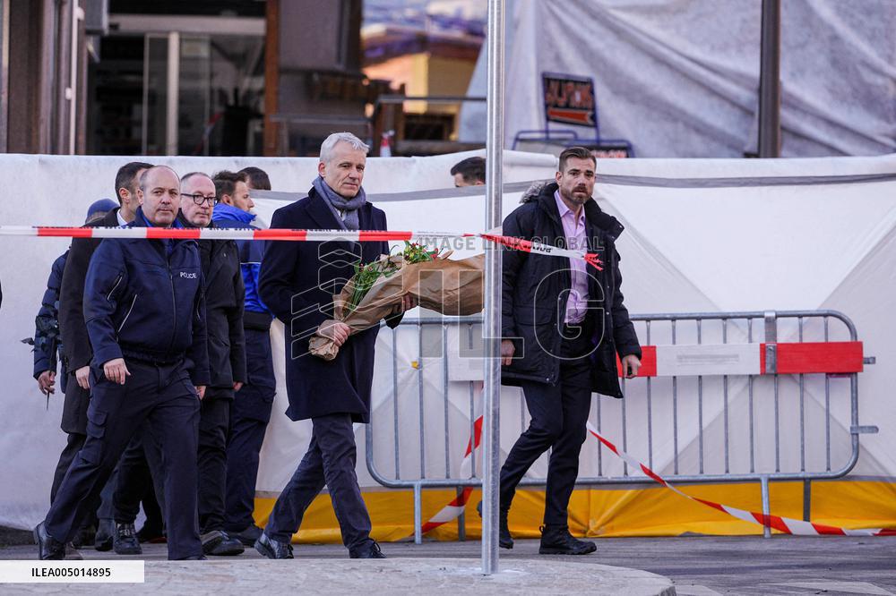 Federal Councilor Talks To The Media Near Le Constellation Bar - Crans-Montana
