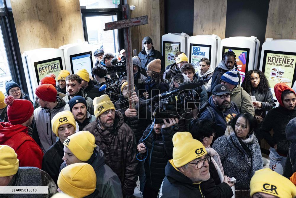 Farmers' Union Protest Against the Government's management of the DNC - Toulouse