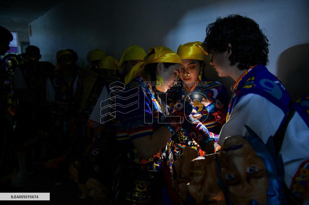 Carnaval de Negros y Blancos 2026 - Canto a la Tierra 'Chant to Earth'