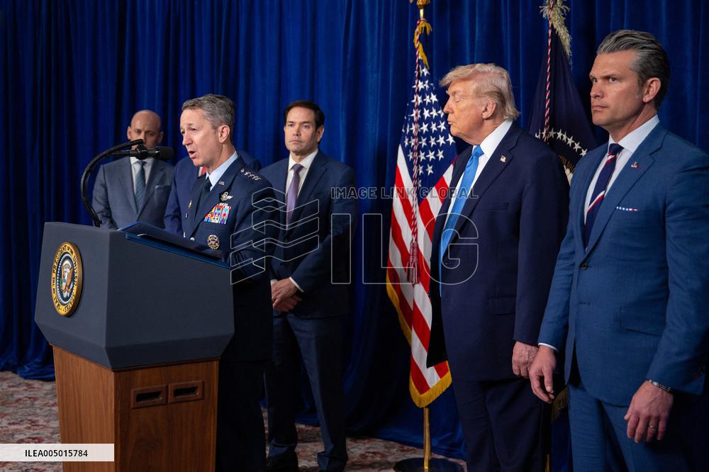 Donald Trump at news conference at the Mar-a-Lago Club in Palm Beach