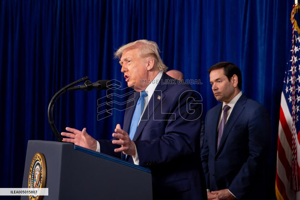 Donald Trump at news conference at the Mar-a-Lago Club in Palm Beach