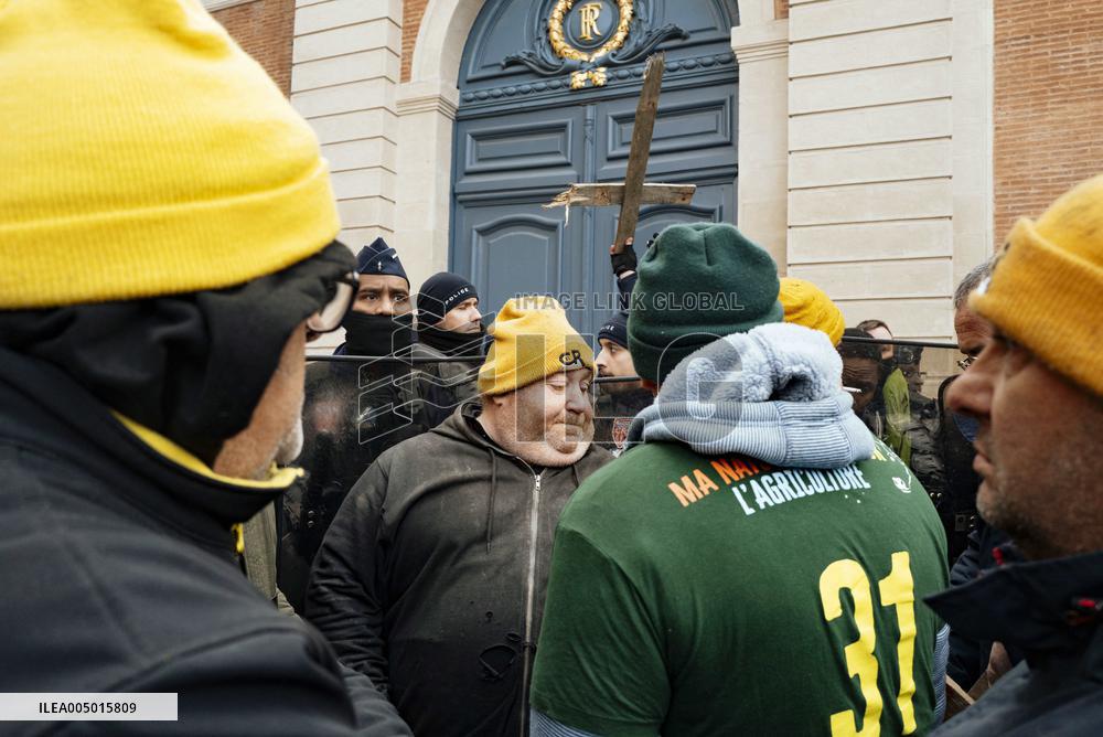 Action By The Inter-Union Group Of Farmers In Toulouse
