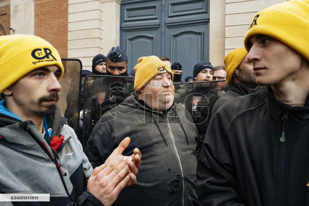 Action By The Inter-Union Group Of Farmers In Toulouse