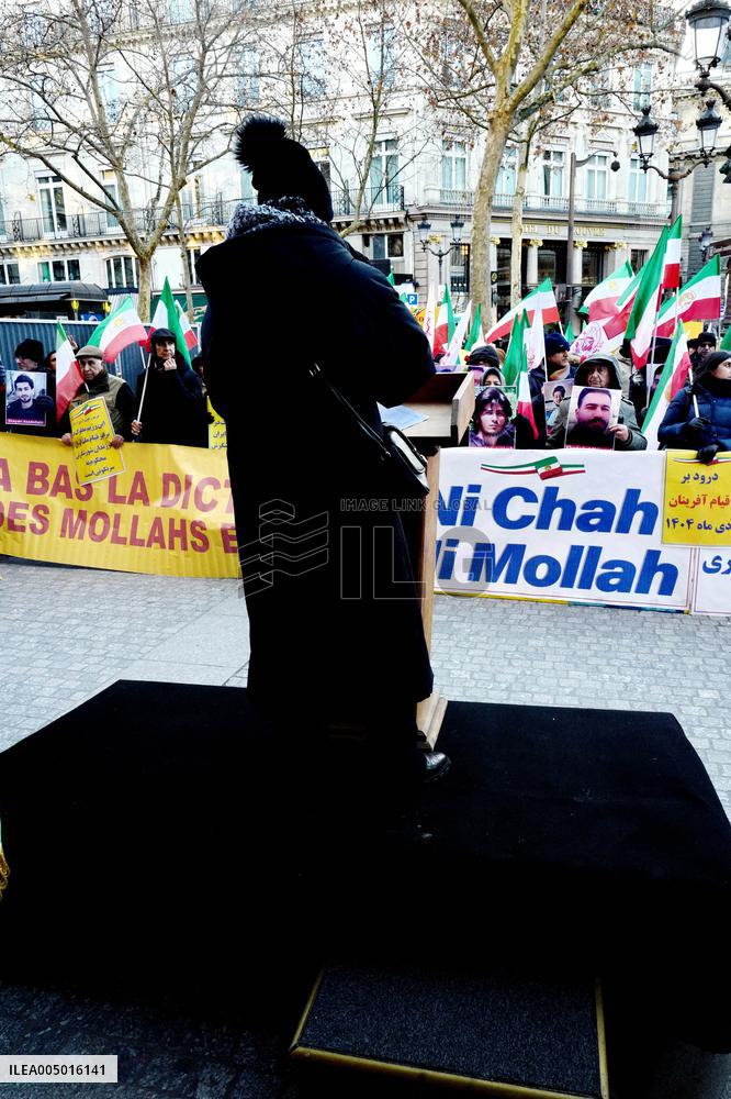 Demo to support Resistance Fighters of Iran in Paris