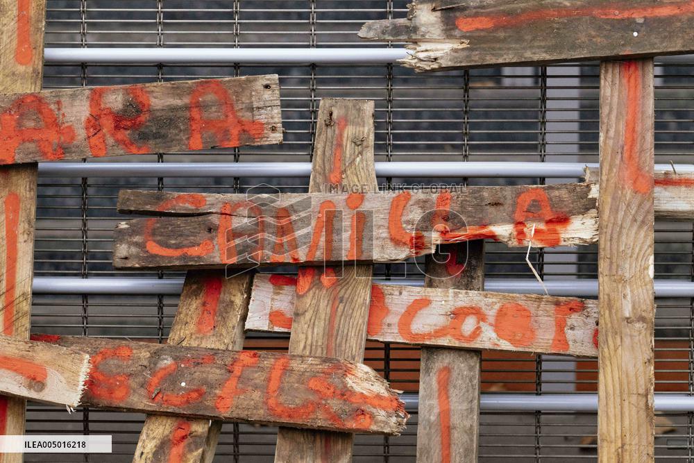 Farmers procession through the streets of Toulouse