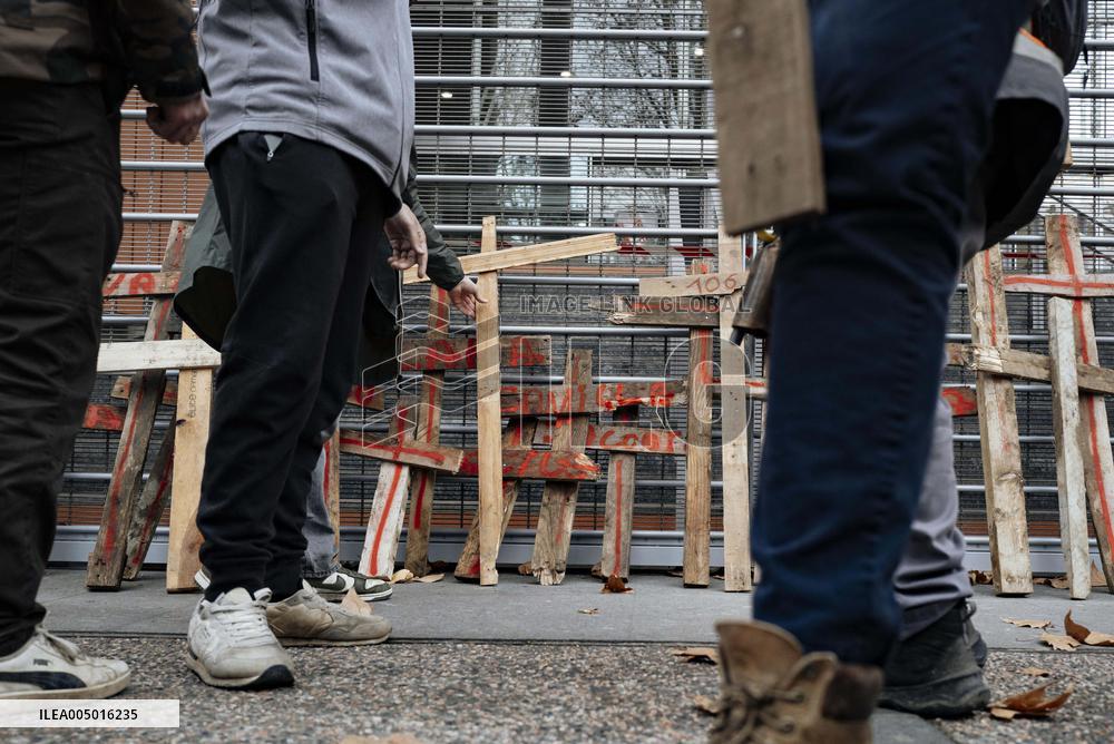 Farmers procession through the streets of Toulouse