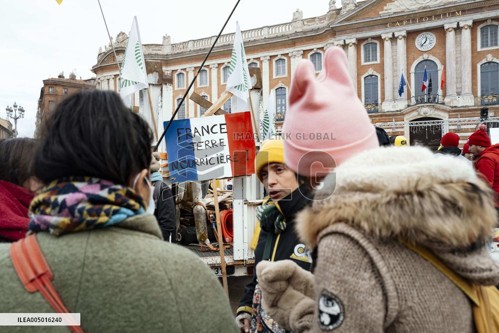 Action By The Inter-Union Group Of Farmers In Toulouse