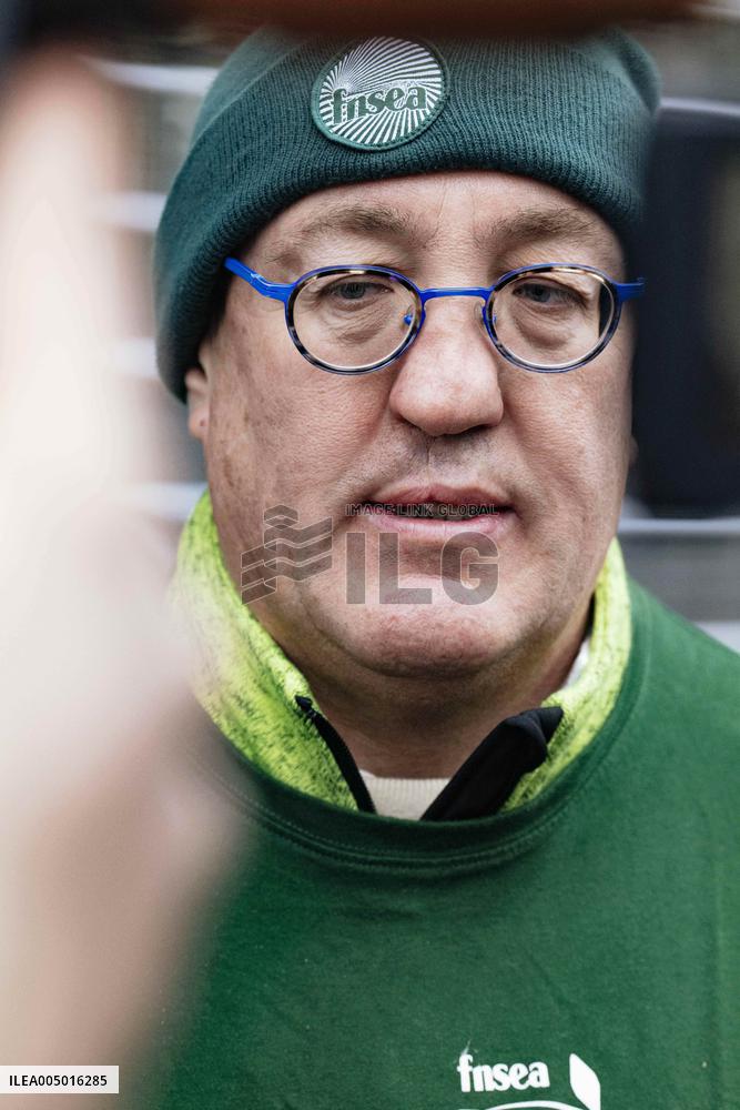 Farmers procession through the streets of Toulouse