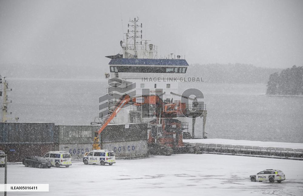 Cable break in the Gulf of Finland - Fitburg ship