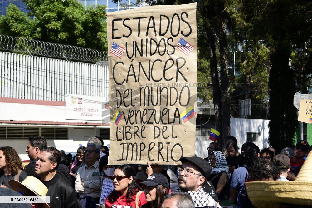 Protests Against US Capture Of Maduro - Mexico