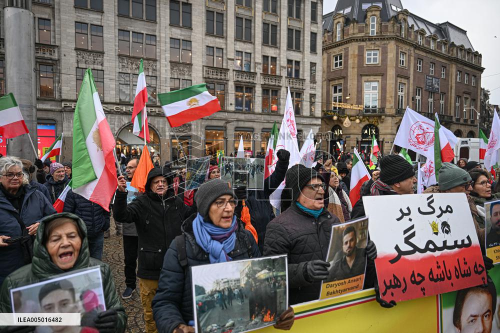 Gathering for Iran in Amsterdam