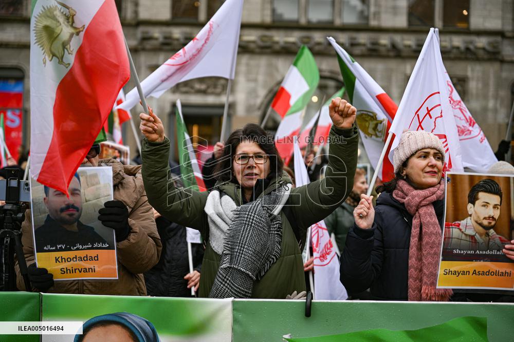 Gathering for Iran in Amsterdam